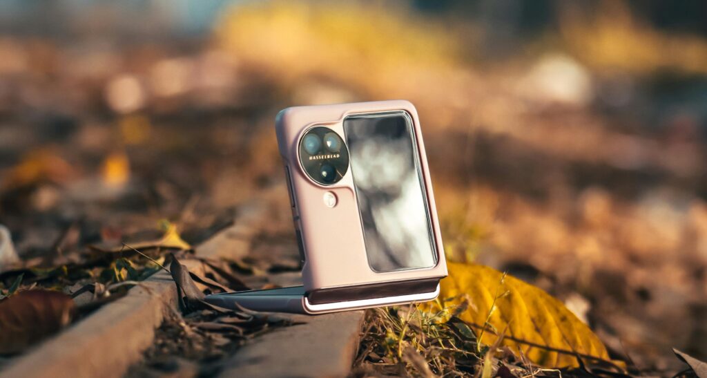 Folding Phone